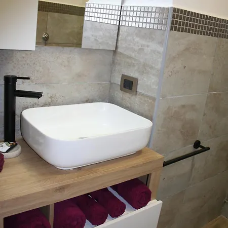 Bella Mbriana Νάπολη