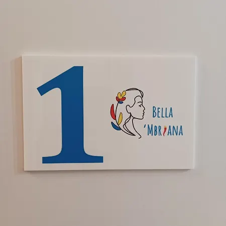 Bella Mbriana Νάπολη